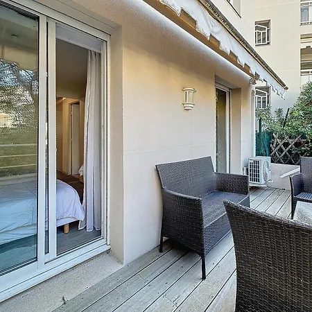 87m2 - Piscine, Garage, Terrasse アパート *