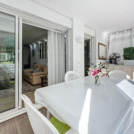 87m2 - Piscine, Garage, Terrasse アパート カンヌ